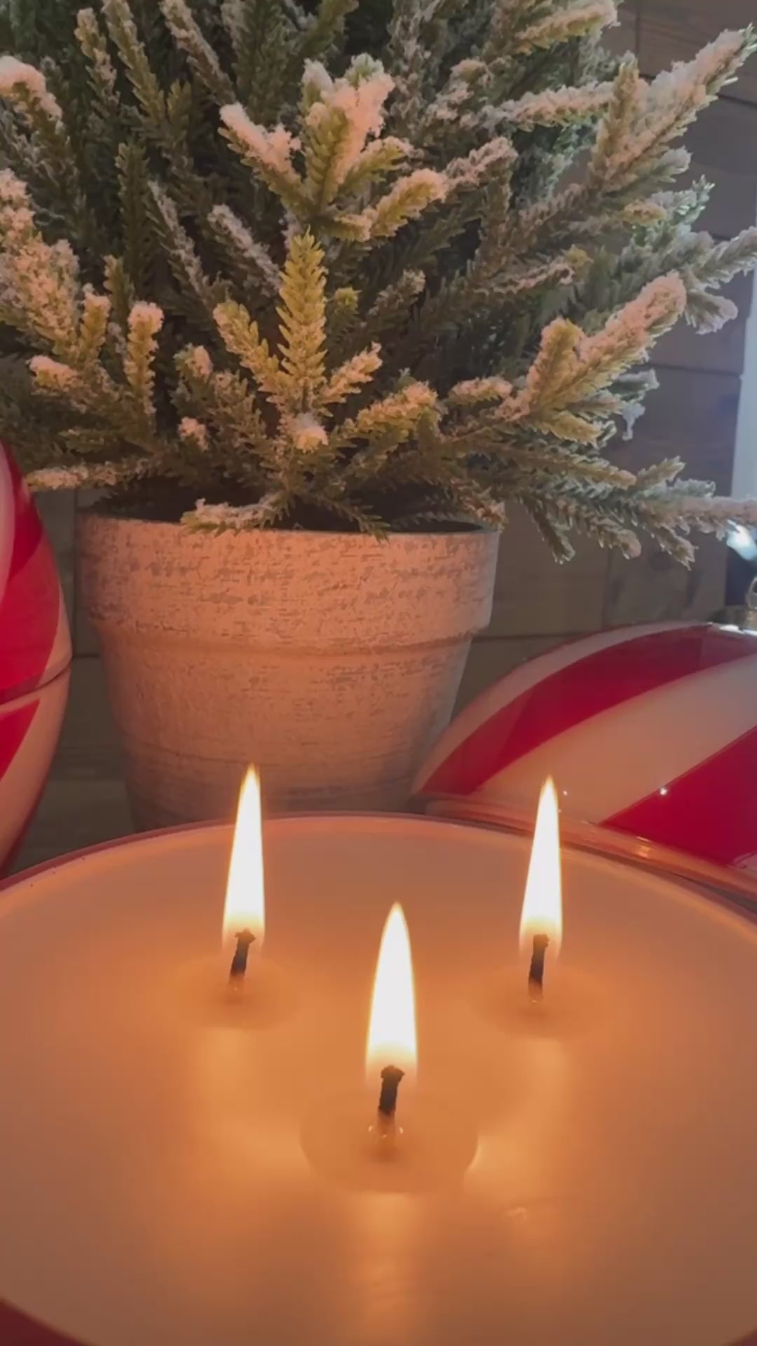 Ornament Candle Red & White (Large)